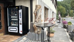 NEU Frischeautomat Lachs-O-Mat, © Sions Eifeler Räucherkammer NEU Frischeautomat Lachs-O-Mat, © Sions Eifeler Räucherkammer