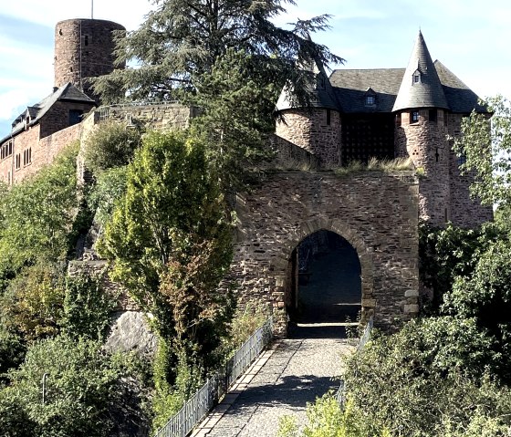 Aussicht auf die Burg, © Rureifel-Tourismus e.V. Aussicht auf die Burg, © Rureifel-Tourismus e.V.