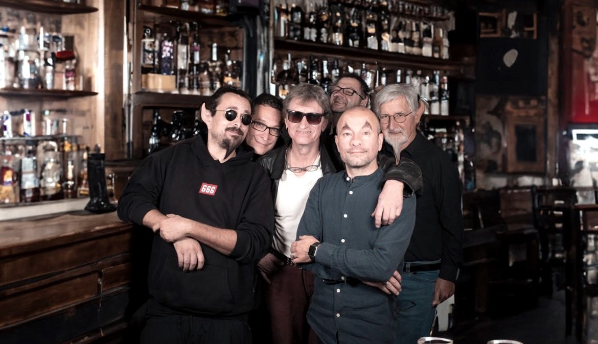 Six on Stage, © Eifeler Musikcafe Six on Stage, © Eifeler Musikcafe