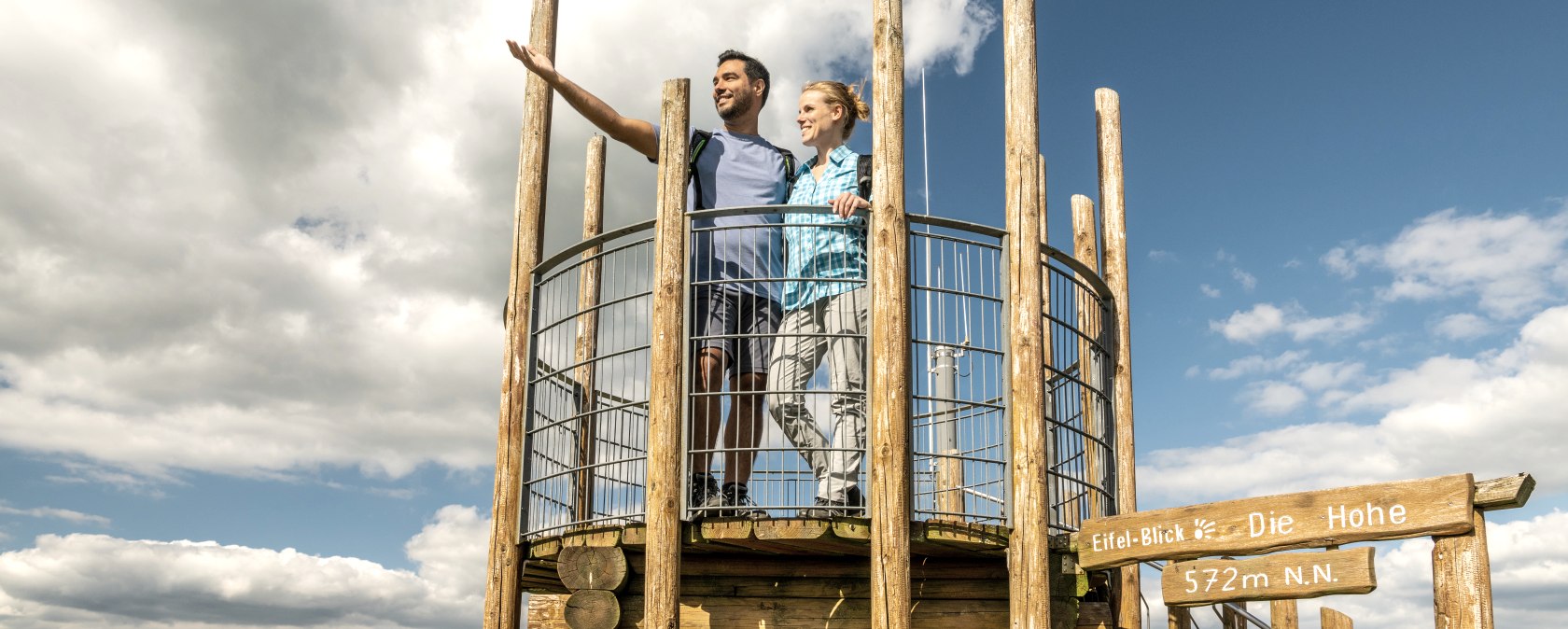 ET-2022-167-Konzen-Eifelblick_Auf_der_Hohe-Eifel_Tourismus_GmbH_Dominik_Ketz, © Eifel-Tourismus GmbH, Dominik Ketz ET-2022-167-Konzen-Eifelblick_Auf_der_Hohe-Eifel_Tourismus_GmbH_Dominik_Ketz, © Eifel-Tourismus GmbH, Dominik Ketz