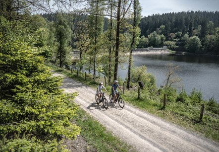 Mit dem Fahrrad rund um die Kalltalsperre, © Städteregion Aachen, Dennis Stratmann Mit dem Fahrrad rund um die Kalltalsperre, © Städteregion Aachen, Dennis Stratmann