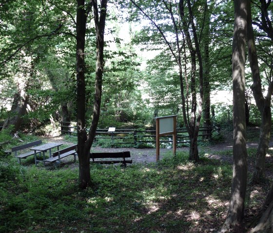 Heiliger Pütz - Helje-Pötz Heiliger Pütz - Helje-Pötz