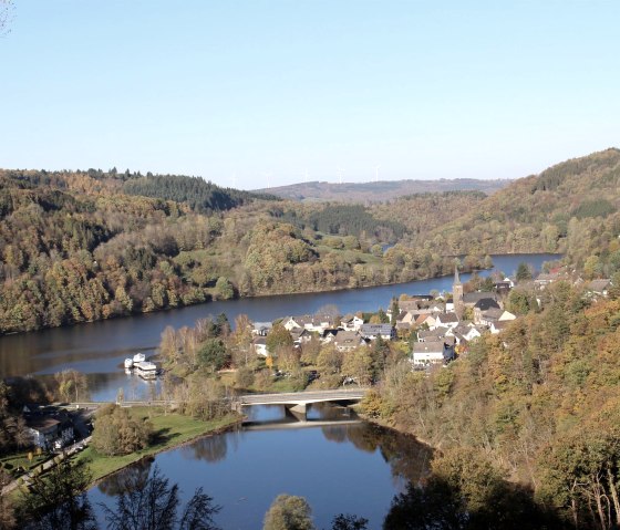 View Eifelblick Wolfshügel in fall, © Rursee-Touristik GmbH View Eifelblick Wolfshügel in fall, © Rursee-Touristik GmbH