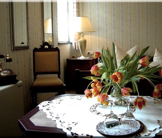 Hotelzimmer 01 Hotelzimmer 01