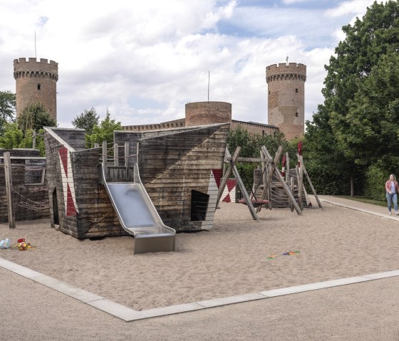 Zülpich castle playground, © Eifel Tourismus GmbH Zülpich castle playground, © Eifel Tourismus GmbH