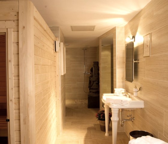 Saunabereich, © Nordeifel Tourismus GmbH & Burghaus und Villa Kronenburg Saunabereich, © Nordeifel Tourismus GmbH & Burghaus und Villa Kronenburg