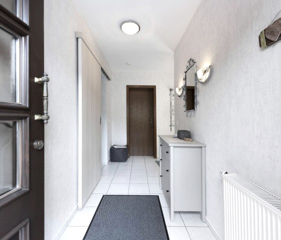 Ferienwohnung-Schavener-Heide-Flur, © Nordeifel Tourismus GmbH & Ferienwohnung Schavener Heide Ferienwohnung-Schavener-Heide-Flur, © Nordeifel Tourismus GmbH & Ferienwohnung Schavener Heide