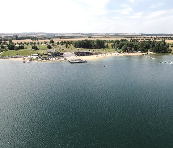 Mit Flying Fox über den Zülpicher See fliegen, © Eifel Tourismus GmbH, Tobias Vollmer Mit Flying Fox über den Zülpicher See fliegen, © Eifel Tourismus GmbH, Tobias Vollmer