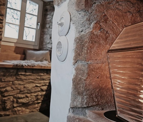 alter_Sandstein_in_der_Küche alter_Sandstein_in_der_Küche