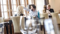 gemütliche Essensatmosphäre, © Restaurant Kaiserblick gemütliche Essensatmosphäre, © Restaurant Kaiserblick