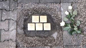 Stolpersteine, © Arbeitskreis Geschichte Mausbach e.V. Stolpersteine, © Arbeitskreis Geschichte Mausbach e.V.