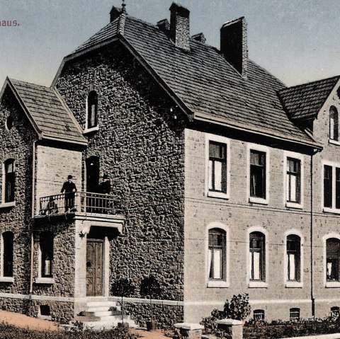Pfarrhaus, © Verl. Joseph Muthherr Pfarrhaus, © Verl. Joseph Muthherr