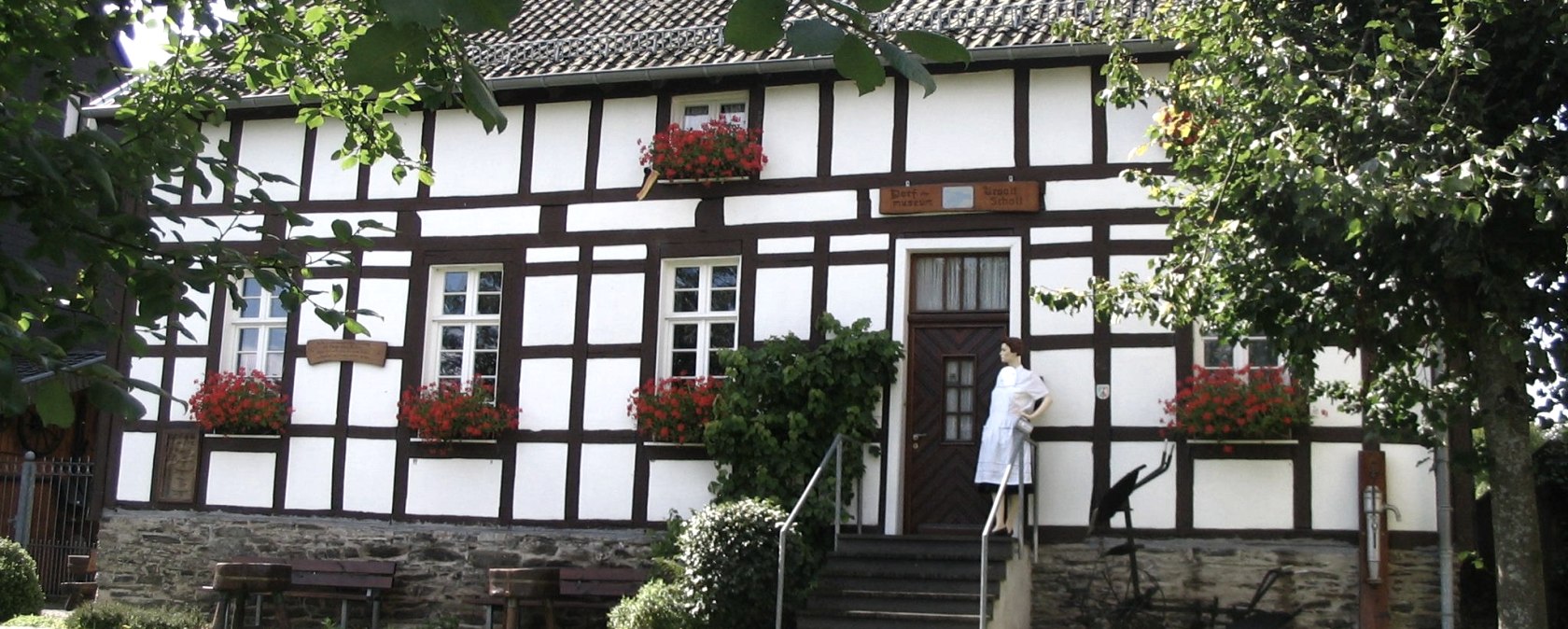 Die "Uraalt Scholl" von außen, © Heimatverein Mützenicht Die "Uraalt Scholl" von außen, © Heimatverein Mützenicht