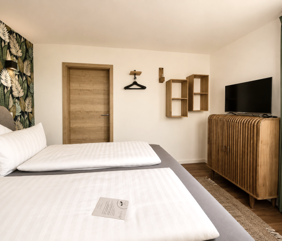 Suite 31_7 Suite 31_7