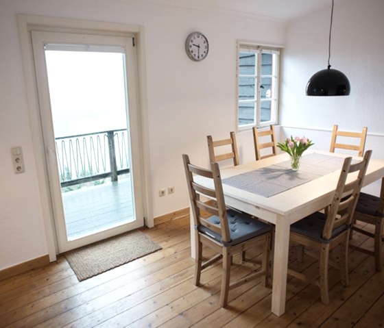 Ferienhaus Waldhaus Anne Esszimmer_2 Ferienhaus Waldhaus Anne Esszimmer_2