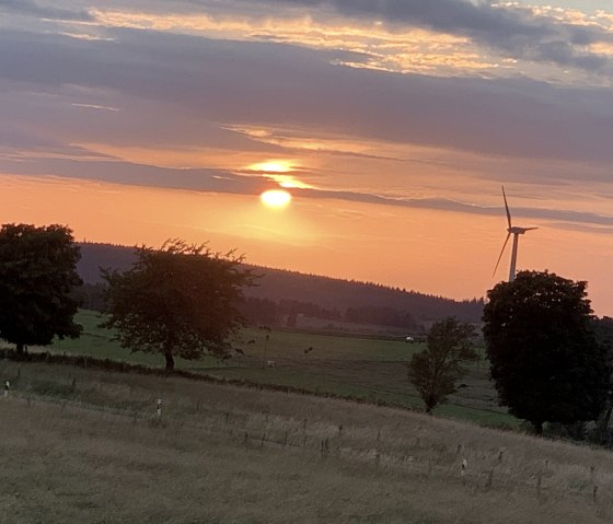 Sonnenaufgang, © Nordeifel Tourismus GmbH & Gästehaus Jütten Sonnenaufgang, © Nordeifel Tourismus GmbH & Gästehaus Jütten