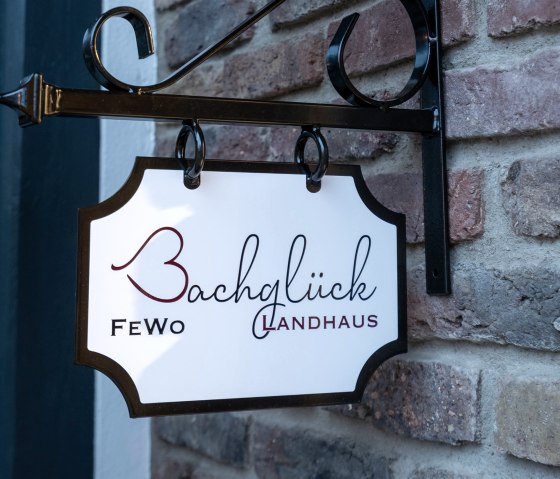Eingangsbereich Landhaus Bachglück, © Nordeifel Tourismus GmbH & Landhaus Bachglück Eingangsbereich Landhaus Bachglück, © Nordeifel Tourismus GmbH & Landhaus Bachglück