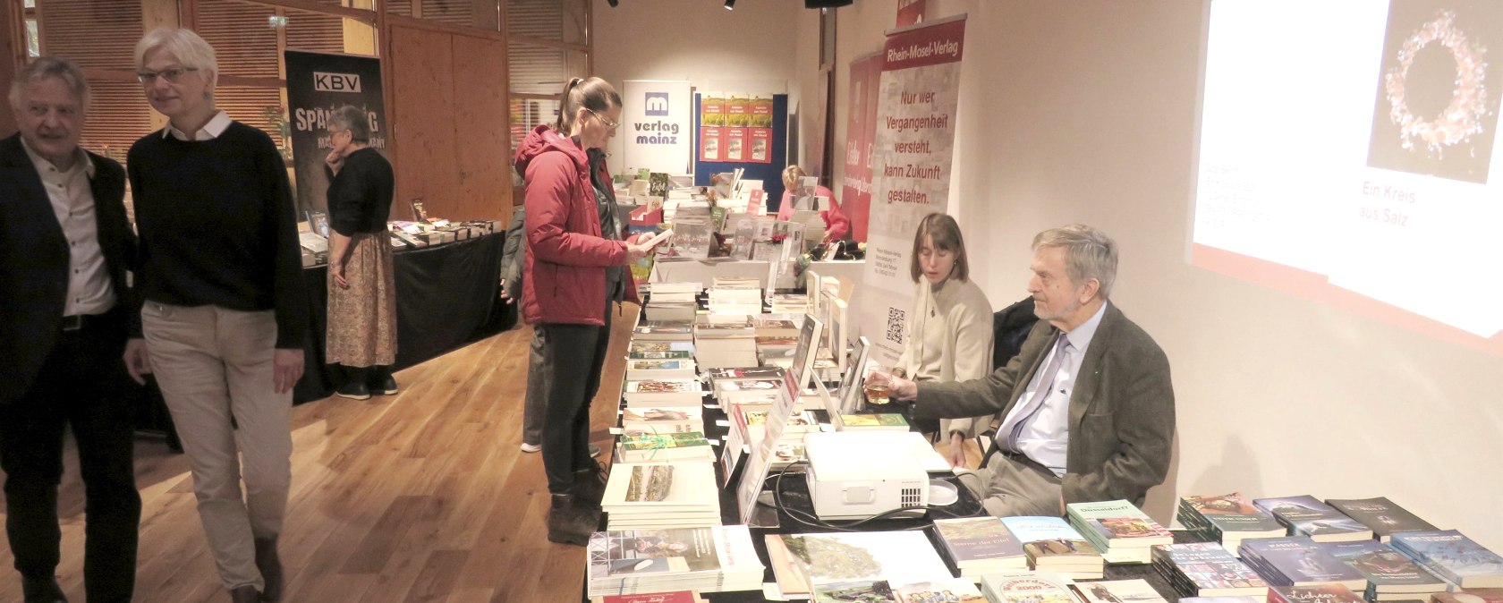 Eifeler Buchmesse, © Eifelgemeinde Nettersheim Eifeler Buchmesse, © Eifelgemeinde Nettersheim
