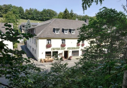 Foto von außen, © Nordeifel Tourismus GmbH & Urfterhof Hotel Foto von außen, © Nordeifel Tourismus GmbH & Urfterhof Hotel