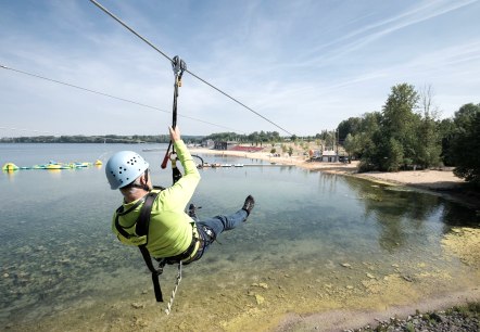 Seepark Zülpich, Flying Fox über dem See, © Seepark Zülpich Seepark Zülpich, Flying Fox über dem See, © Seepark Zülpich