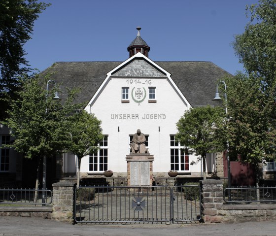 Jugendhalle Vlatten, © Rureifel-Tourismus e.V. Jugendhalle Vlatten, © Rureifel-Tourismus e.V.