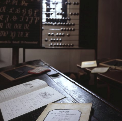 Schreiben wie vor 100 Jahren, © Hans-Theo Gerhards Schreiben wie vor 100 Jahren, © Hans-Theo Gerhards