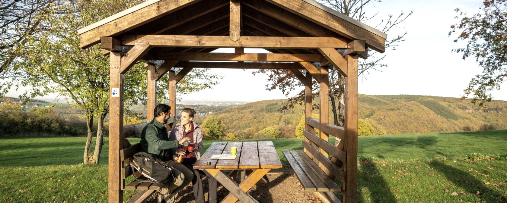 Rastplatz Burgberg, © Eifel-Tourismus GmbH, Dominik Ketz Rastplatz Burgberg, © Eifel-Tourismus GmbH, Dominik Ketz