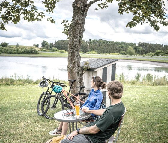 Einkehr am Freilinger See, © Eifel Tourismus GmbH Einkehr am Freilinger See, © Eifel Tourismus GmbH