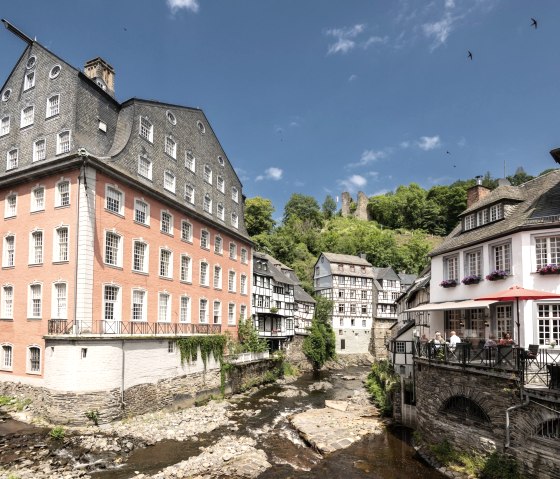 Blick zum Haller von der Rurbrücke, © Eifel Tourismus GmbH, Dominik Ketz Blick zum Haller von der Rurbrücke, © Eifel Tourismus GmbH, Dominik Ketz