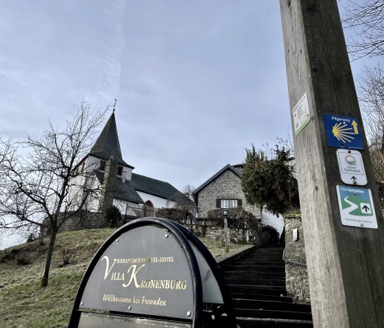Panorama--, © Nordeifel Tourismus GmbH & Burghaus und Vills Kronenburg Panorama--, © Nordeifel Tourismus GmbH & Burghaus und Vills Kronenburg