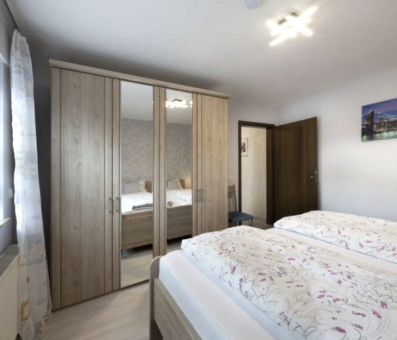 Ferienwohnung_Kreinberg_Schlafzimmer_2, © Nordeifel Tourismus GmbH & Ferienwohnung Schavener Heide Ferienwohnung_Kreinberg_Schlafzimmer_2, © Nordeifel Tourismus GmbH & Ferienwohnung Schavener Heide