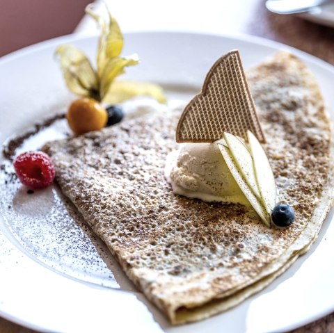 Crêpe in der Crêperie, Resturant Villa Kronenburg, © Eifel Tourismus GmbH, Dominik Ketz Crêpe in der Crêperie, Resturant Villa Kronenburg, © Eifel Tourismus GmbH, Dominik Ketz