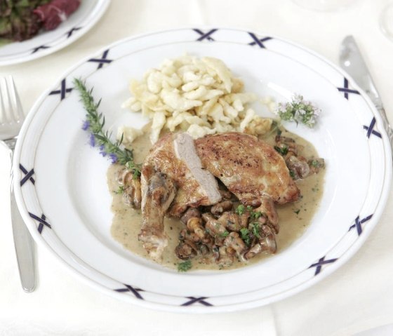 Perlhuhn Pfifferlinge Perlhuhn Pfifferlinge