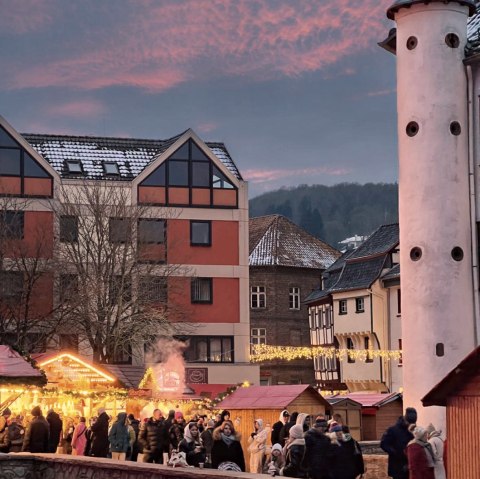 Christmas market atmosphere, © City Outlet Bad Münstereifel Christmas market atmosphere, © City Outlet Bad Münstereifel