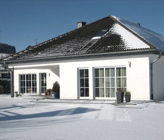 Winter Op Hahnendell, © Nordeifel Tourismus GmbH & Ferienwohnung Op Hahnendell Winter Op Hahnendell, © Nordeifel Tourismus GmbH & Ferienwohnung Op Hahnendell