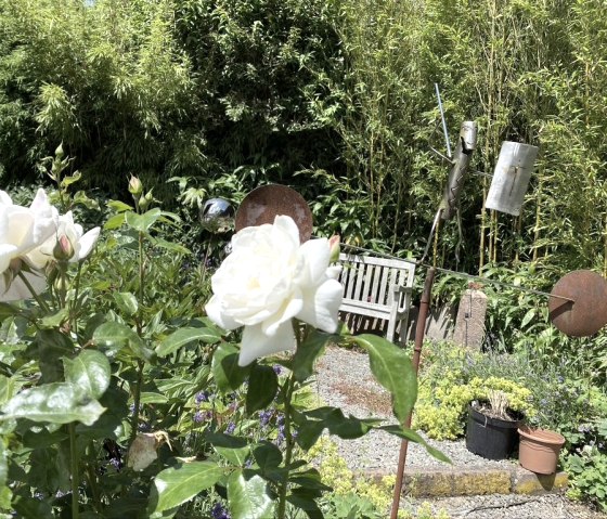 78307A13-C68A-4836-89B9-E7B811C1E3E5_1_105_c 78307A13-C68A-4836-89B9-E7B811C1E3E5_1_105_c