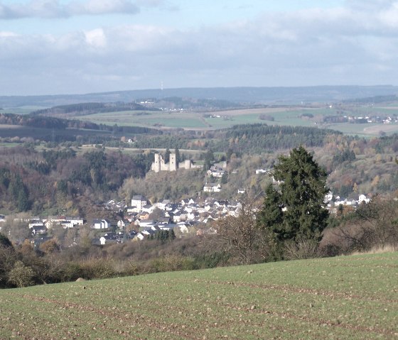 Panorama Schönecken, © Tourist-Information Prümer Land/Naturpark Nordeifel Geschäftsstelle Prüm Panorama Schönecken, © Tourist-Information Prümer Land/Naturpark Nordeifel Geschäftsstelle Prüm