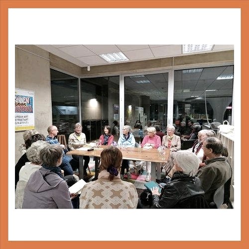 Literaturgespräch, © Stadtbibliothek Euskirchen Literaturgespräch, © Stadtbibliothek Euskirchen