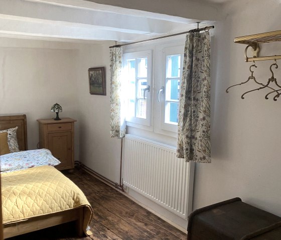 Doppelzimmer, © Nordeifel Tourismus GmbH & Rosige Zeiten, Ferien im Fachwerkhof Doppelzimmer, © Nordeifel Tourismus GmbH & Rosige Zeiten, Ferien im Fachwerkhof