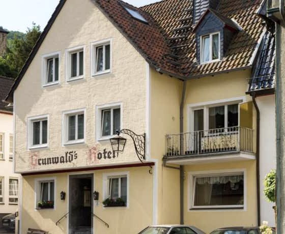 Hotel Grunwald, © A. Welter & Nordeifel Tourismus GmbH Hotel Grunwald, © A. Welter & Nordeifel Tourismus GmbH