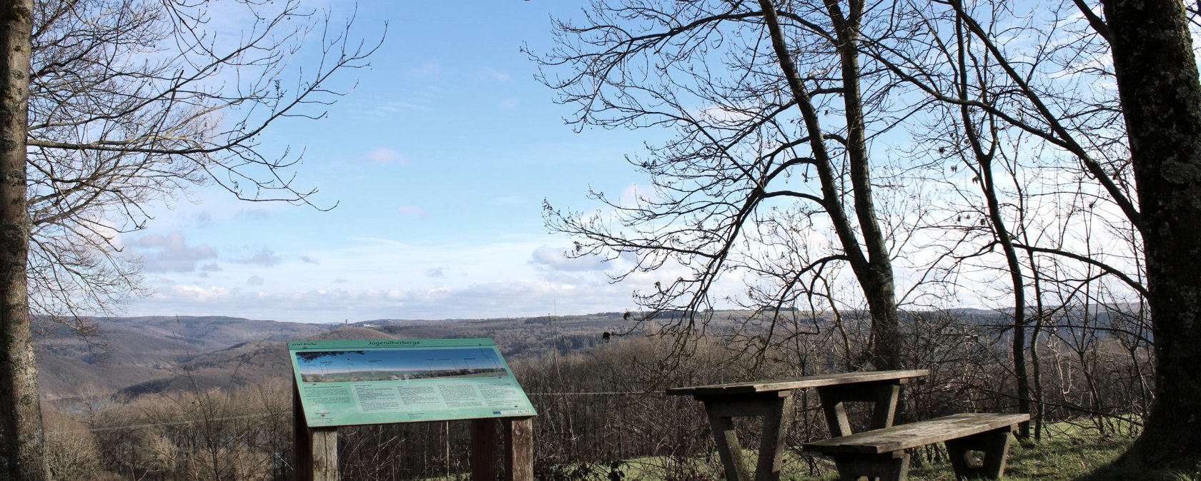Wanderparkplatz Eifel-Blick Jugendherberg, © Rursee-Touristik GmbH Wanderparkplatz Eifel-Blick Jugendherberg, © Rursee-Touristik GmbH