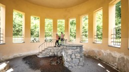 Linden spring inside, © Eifel Tourismus GmbH, Dominik Ketz Linden spring inside, © Eifel Tourismus GmbH, Dominik Ketz