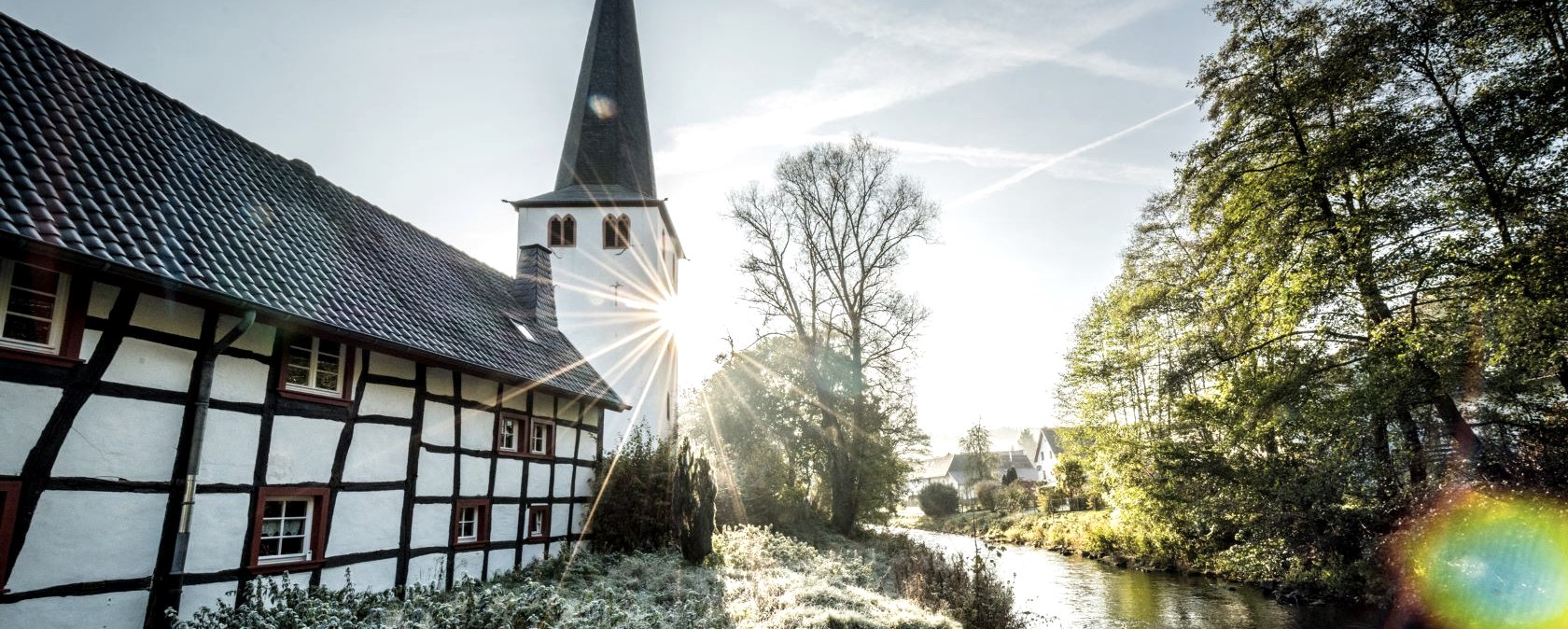 Kirche in Olef am Eifelsteig, © Eifel Tourismus GmbH, D. Ketz Kirche in Olef am Eifelsteig, © Eifel Tourismus GmbH, D. Ketz