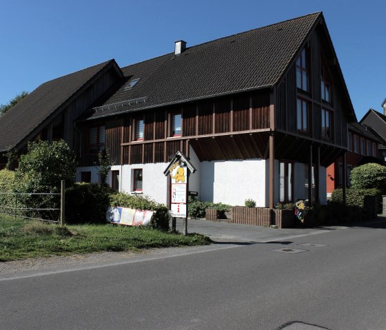 Der Infopunkt im BABALU in Vossenack, © Rureifel-Tourismus e.V. Der Infopunkt im BABALU in Vossenack, © Rureifel-Tourismus e.V.