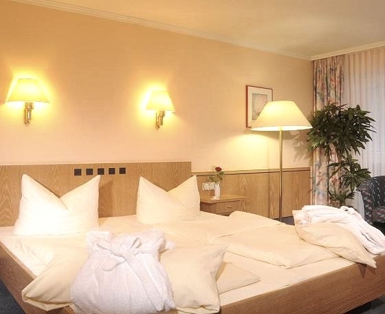 Zimmerbeispiel Zimmerbeispiel