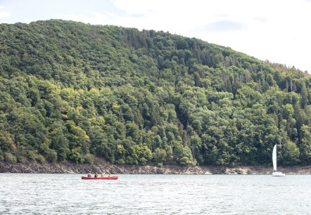Kanufahren auf dem Rursee 2, © Eifel Tourismus GmbH, Tobias Vollmer Kanufahren auf dem Rursee 2, © Eifel Tourismus GmbH, Tobias Vollmer