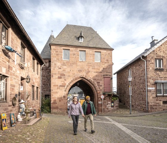 Town wall tower in Nideggen, © Eifel Tourismus GmbH, Dominik Ketz Town wall tower in Nideggen, © Eifel Tourismus GmbH, Dominik Ketz
