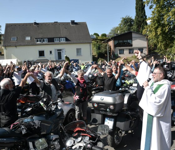 Motorrad-Gottesdienst., © MoGo Breitenbenden Motorrad-Gottesdienst., © MoGo Breitenbenden