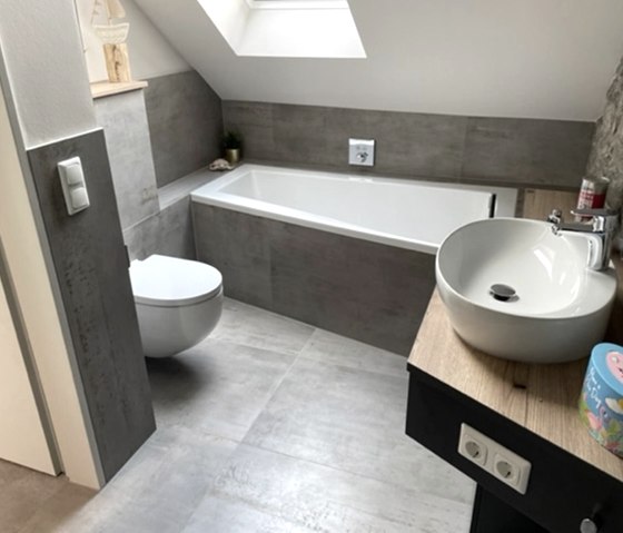 Whg. 2 Bad Whg. 2 Bad