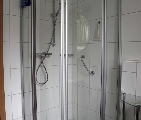 Ferienwohnung Erdgeschoss, Dusche Ferienwohnung Erdgeschoss, Dusche